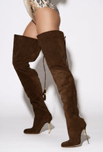 Load image into Gallery viewer, Duchess Chocolate
